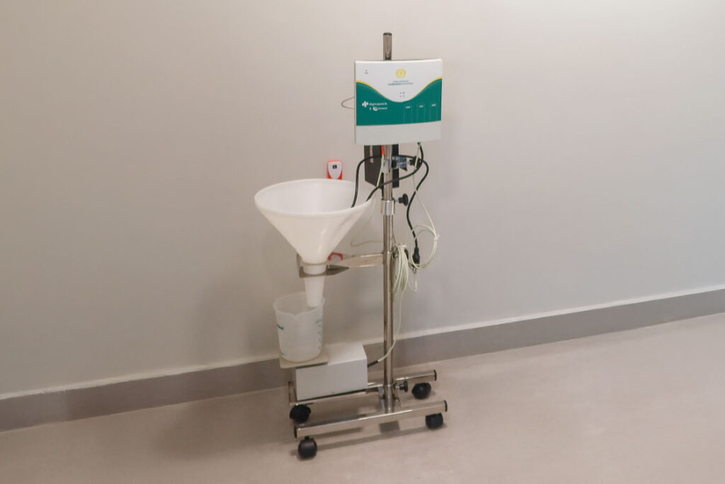 aparelho de urofluxometria